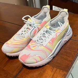 Puma Pacer Easy Street Sneakers Sea Glass and Gold Moon Color NWOT X1